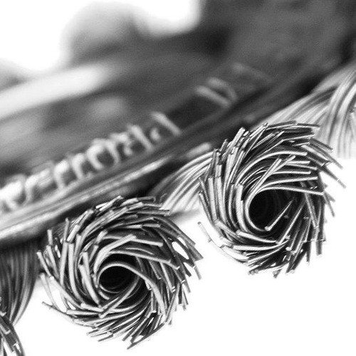 7272 Escova  Aço Circular Trançada Diâmetro 150mm Furo 22,2mm Brasfort