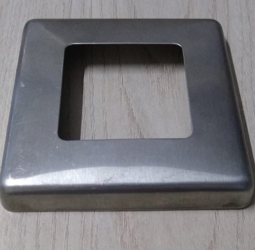 Canopla De Acabamento Inox 304 Quadrada 50X50 Base 90X90