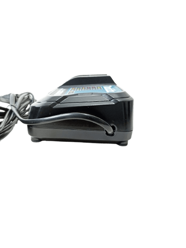 Carregador Bivolt DC10SB Para Baterias 12V Linha CXT Makita 