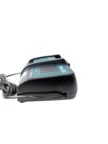 Kit Carregador DC18SD Bivolt E Bateria Bl1830 3.0 Ah Makita 